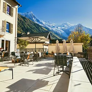 2* Hotel Cosmiques - Centre